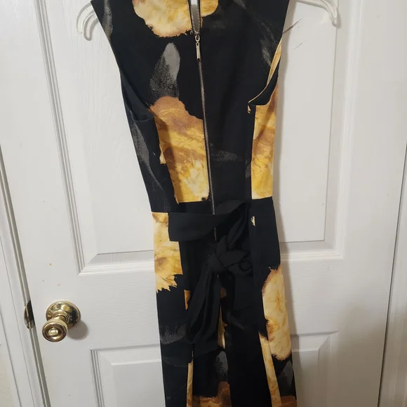 White House Black Market Floral Midi Dress - Black and Yellow Size 0 - Picture 4 of 5
